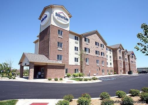 Suburban Clarksville-louisville North Hotel